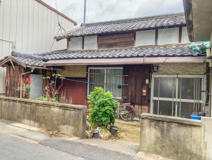 阿万下町　木造平屋建